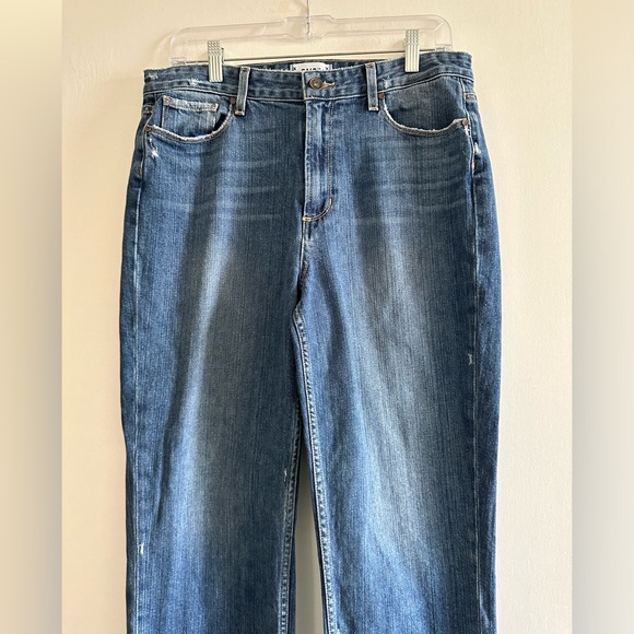 PAIGE Blue Denim High Rise Sarah Straight Lexington Designer Jeans Size 30 EUC - Picture 3 of 12
